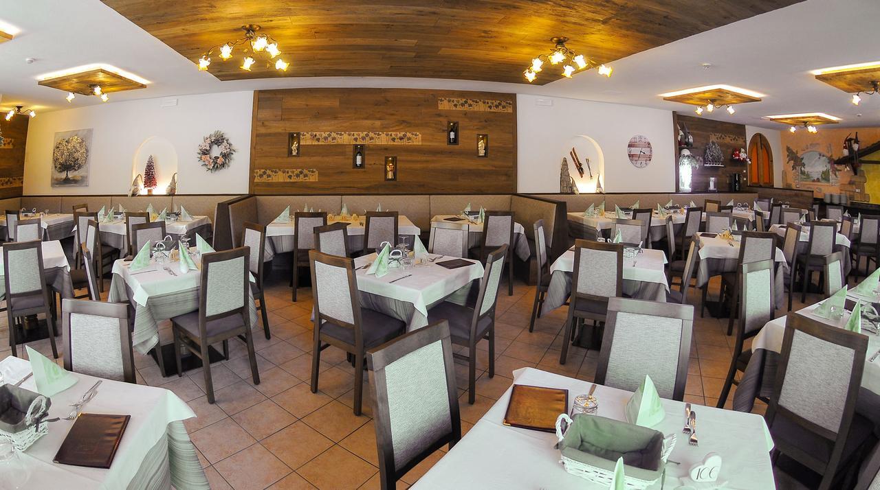 אנדלו Hotel Piancastello מראה חיצוני תמונה